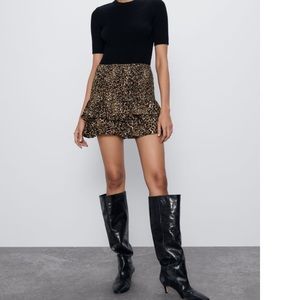 Zara Printed Skort - M 🤎🖤